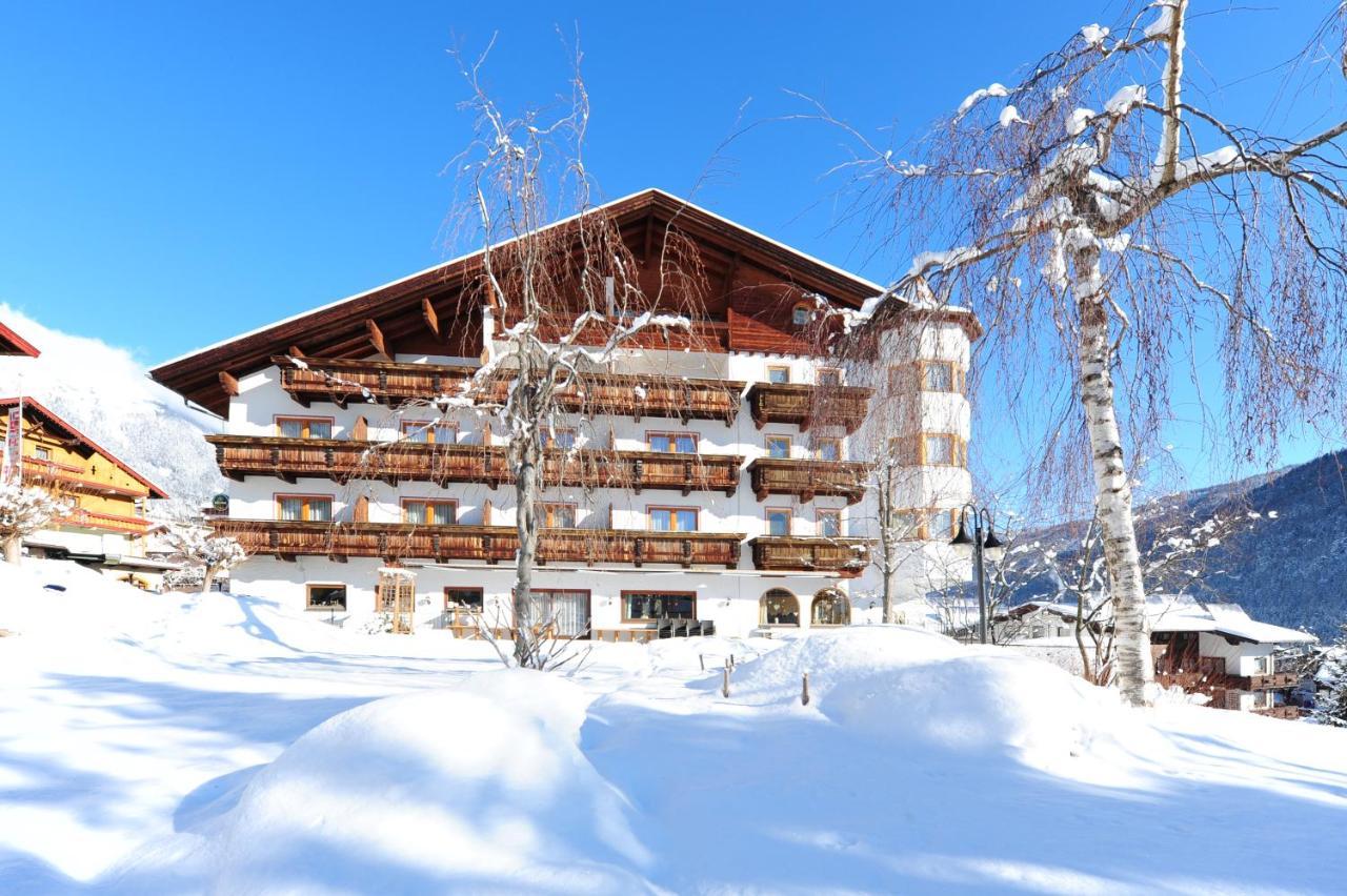 Das Posthaus Stubai&Smart Hotel Fulpmes Ngoại thất bức ảnh