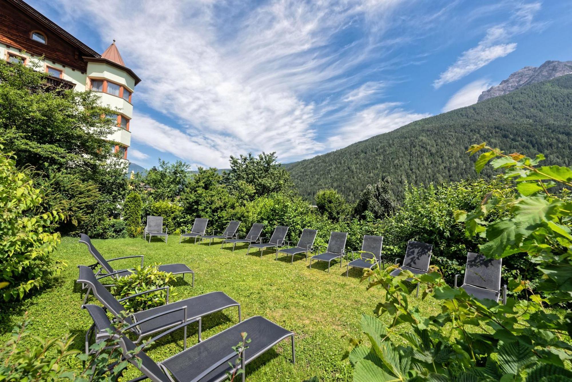 Das Posthaus Stubai&Smart Hotel Fulpmes Ngoại thất bức ảnh